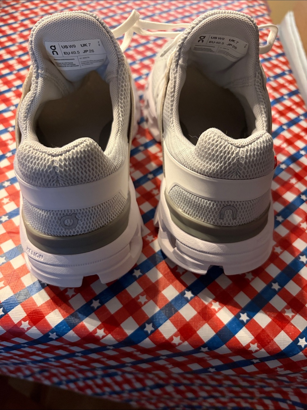 Women’s On Cloudswift shoes size 9 - Picture 3 of 8
